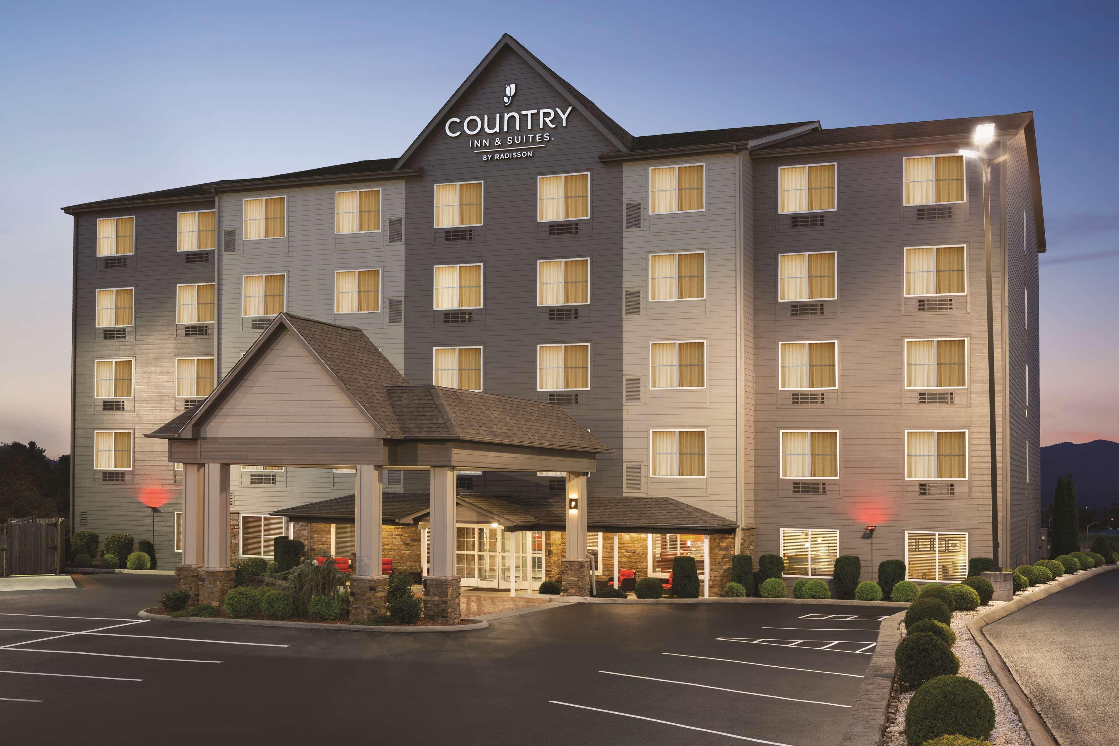 Country Inn & Suites By Radisson, Wytheville, Va Buitenkant foto